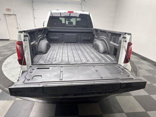Oxford White 2024 Ford F-150 XLT