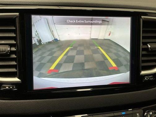 2024 Chrysler Pacifica Touring-L