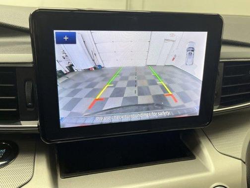 Atlas Blue Metallic 2022 Ford Explorer XLT