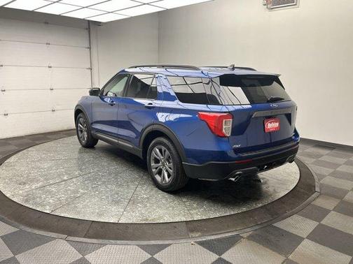 Atlas Blue Metallic 2022 Ford Explorer XLT