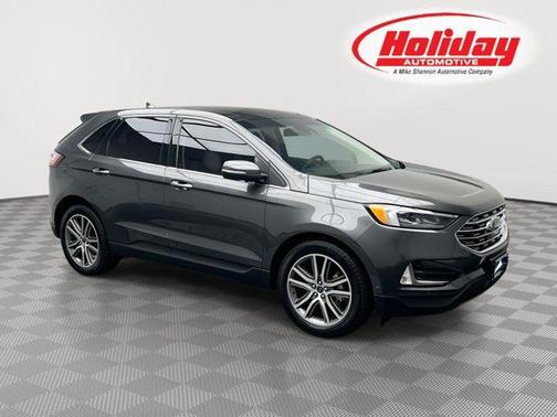 Magnetic Metallic 2019 Ford Edge Titanium
