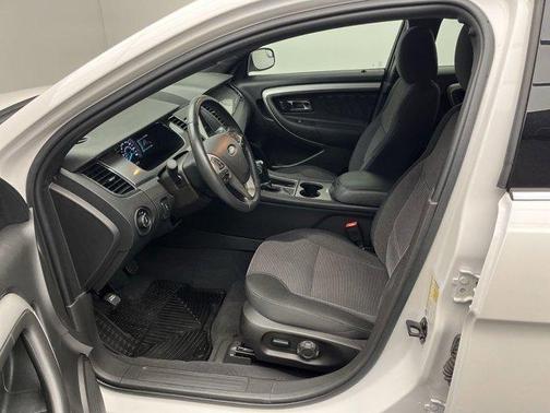 2019 Ford Taurus SEL