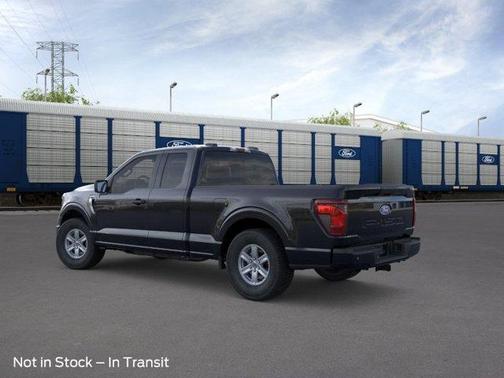 Agate Black Metallic 2026 Ford F-150 XLT
