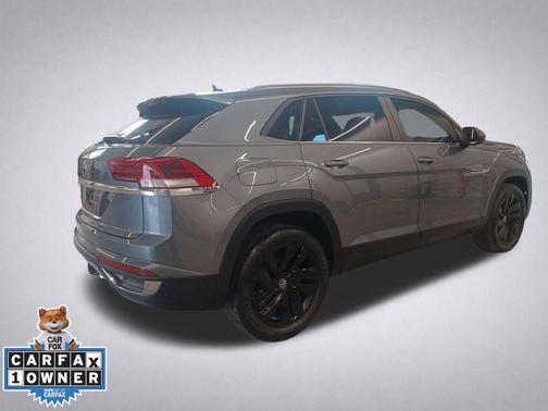 2022 Volkswagen Atlas Cross Sport 3.6L V6 SE w/Technology