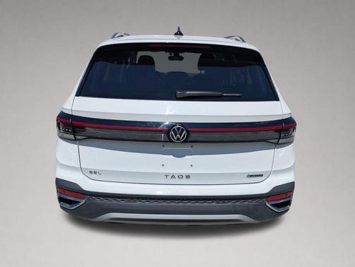 Pure White 2025 Volkswagen Taos 1.5T SEL