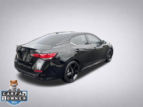 Super Black 2022 Nissan Sentra SR