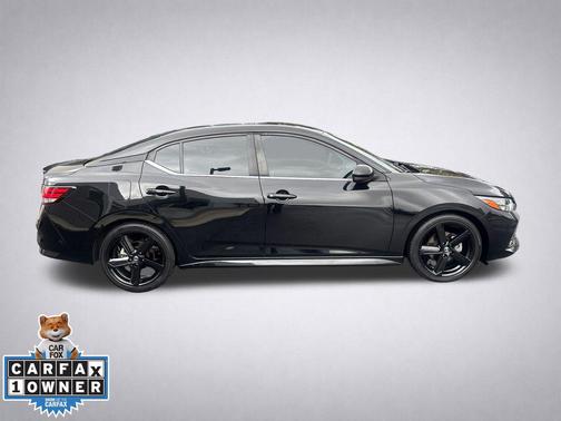 Super Black 2022 Nissan Sentra SR