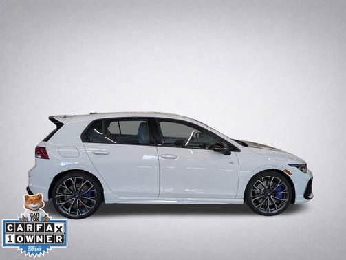 Pure White 2025 Volkswagen Golf R 2.0T DSG