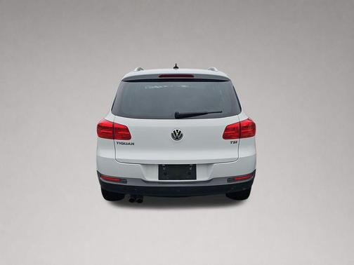 Pure White 2017 Volkswagen Tiguan 2.0T Wolfsburg Edition