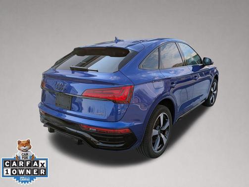 Ultra Blue Metallic 2024 Audi Q5 45 S line Premium Plus