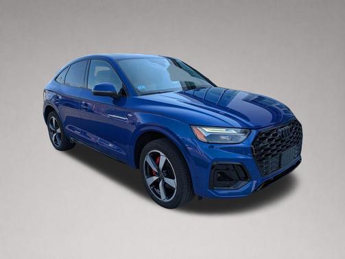 Ultra Blue Metallic 2024 Audi Q5 45 S line Premium Plus