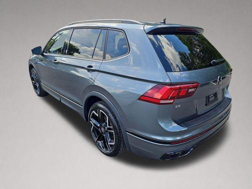 Platinum Gray 2024 Volkswagen Tiguan 2.0T SE R-Line Black 4MOTION