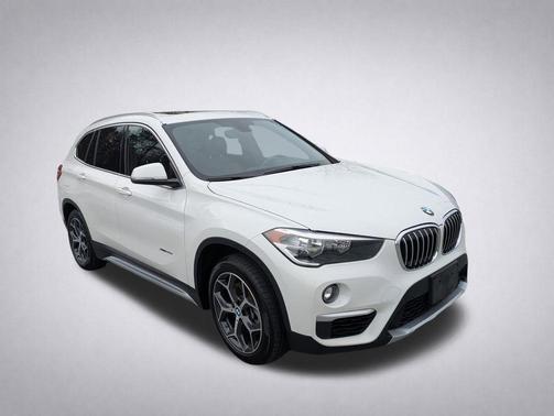 Alpine White 2018 BMW X1 xDrive28i
