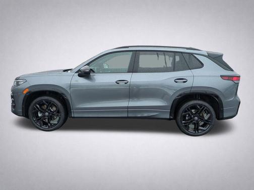 platinum gray metallic 2026 Volkswagen Tiguan 2.0T SE R-Line Black 4MOTION