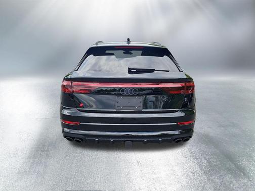 Mythos Black Metallic 2026 Audi SQ8 4.0T Premium Plus