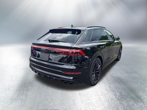 Mythos Black Metallic 2026 Audi SQ8 4.0T Premium Plus
