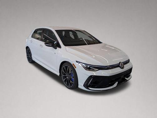 Pure White 2025 Volkswagen Golf R 2.0T DSG