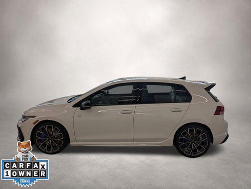 Pure White 2025 Volkswagen Golf R 2.0T DSG