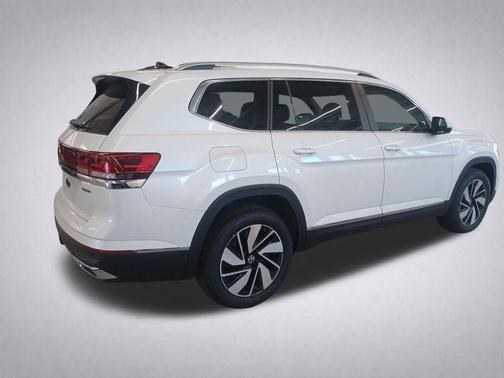 opal white pearl 2026 Volkswagen Atlas 2.0T SEL