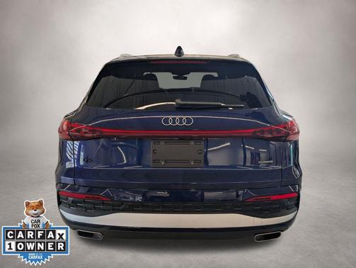 Navarra Blue Metallic 2025 Audi Q5 Premium Plus TFSI quattro S tronic