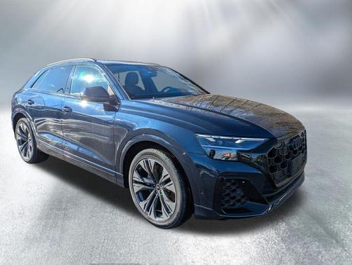 Waitomo Blue Metallic 2026 Audi Q8 55 Premium Plus
