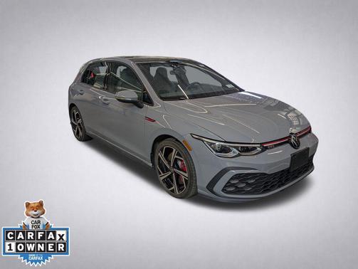 Moonstone Gray/Black Roof 2024 Volkswagen Golf GTI 2.0T SE DSG