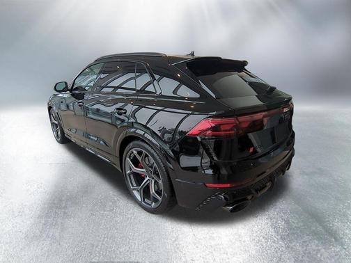 mythos black metallic 2026 Audi RS Q8 4.0T