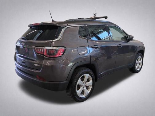 Granite Crystal Metallic Clearcoat 2020 Jeep Compass Latitude