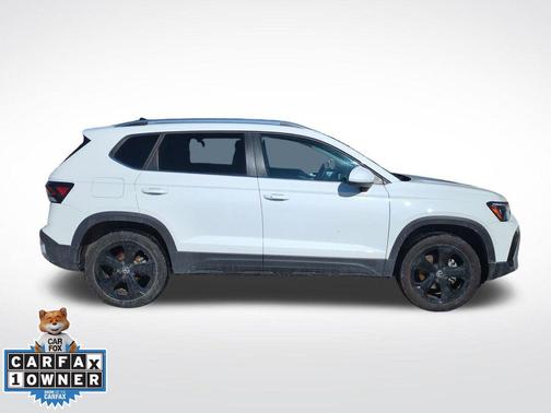 2025 Volkswagen Taos 1.5T SEL