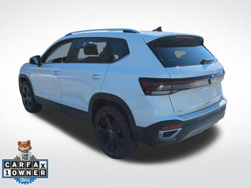 2025 Volkswagen Taos 1.5T SEL