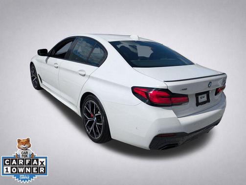 Alpine White 2023 BMW 530 i xDrive
