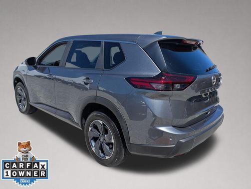 Gun Metallic 2025 Nissan Rogue SV