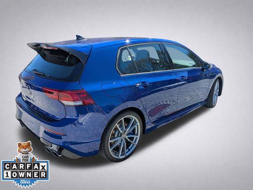 Lapiz Blue Metallic 2024 Volkswagen Golf R 2.0T DSG