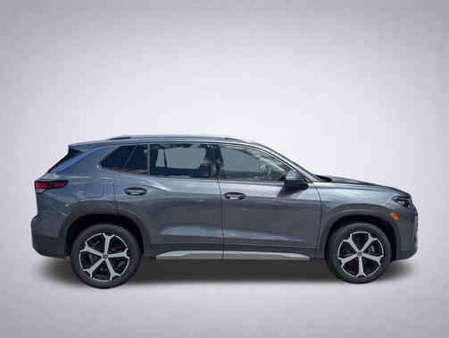 Platinum Gray Metallic 2025 Volkswagen Tiguan 2.0T SE 4MOTION