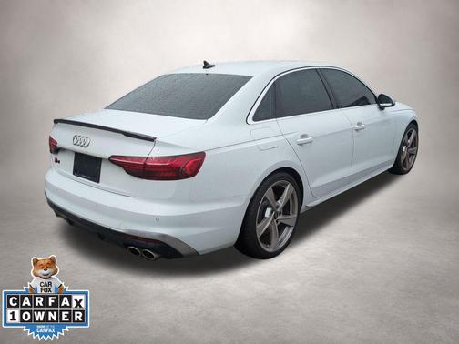 Glacier White Metallic 2023 Audi S4 Premium Plus TFSI quattro Tiptronic