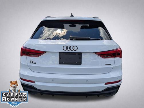 Arkona White 2024 Audi Q3 Premium 45 TFSI S line quattro Tiptronic