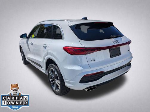 Arkona White 2025 Audi Q5 Premium TFSI quattro S tronic