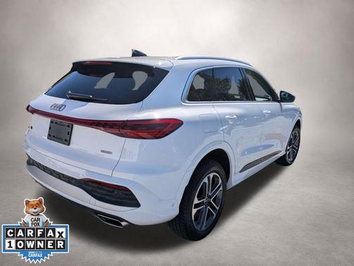 Arkona White 2025 Audi Q5 Premium TFSI quattro S tronic