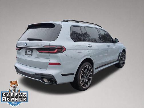 Brooklyn Grey Metallic 2025 BMW X7 xDrive40i