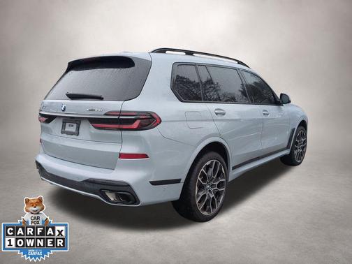 Brooklyn Grey Metallic 2025 BMW X7 xDrive40i