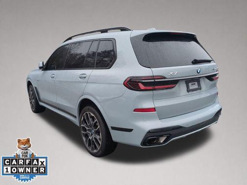 Brooklyn Grey Metallic 2025 BMW X7 xDrive40i