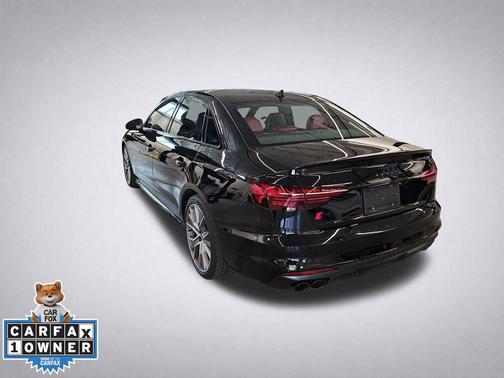 Mythos Black Metallic 2023 Audi S4 Prestige TFSI quattro Tiptronic