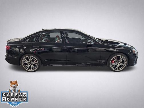 Mythos Black Metallic 2023 Audi S4 Prestige TFSI quattro Tiptronic