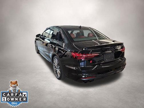 Mythos Black Metallic 2023 Audi S4 Prestige TFSI quattro Tiptronic