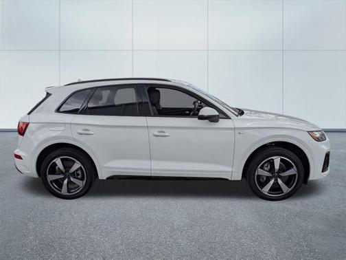 2023 Audi Q5 Premium Plus 45 TFSI S line quattro