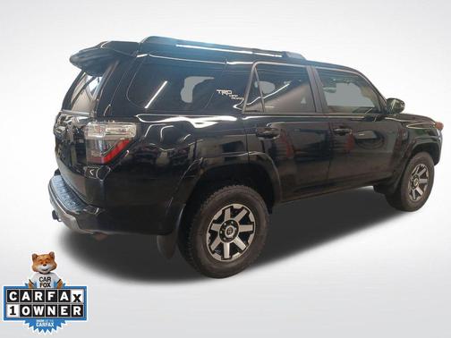Midnight Black Metallic 2024 Toyota 4Runner TRD Off Road Premium