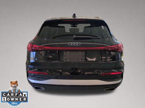 Black Metallic 2025 Audi Q5 Premium Plus TFSI quattro S tronic