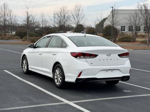 2018 Hyundai SONATA SE