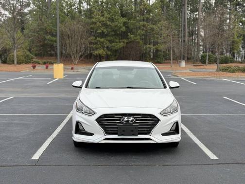 2018 Hyundai SONATA SE