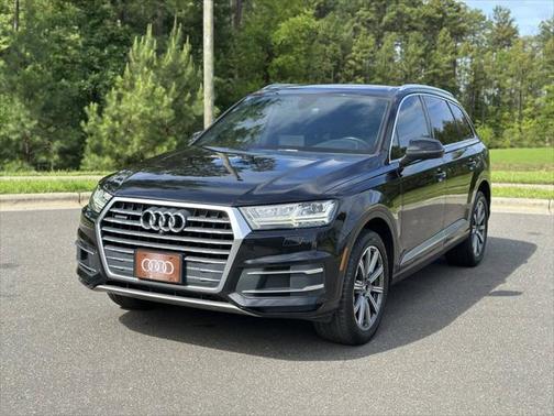 2019 Audi Q7 45 Premium Plus